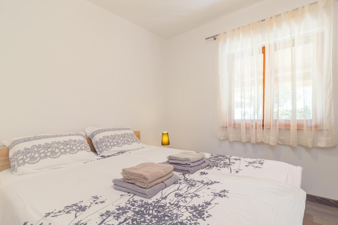 Villa Nada Buje Ngoại thất bức ảnh